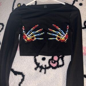 VERY CROPPED BLACK LONG SLEEVE